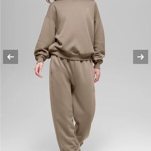 ALO Yoga accolade straight leg Sweatpants